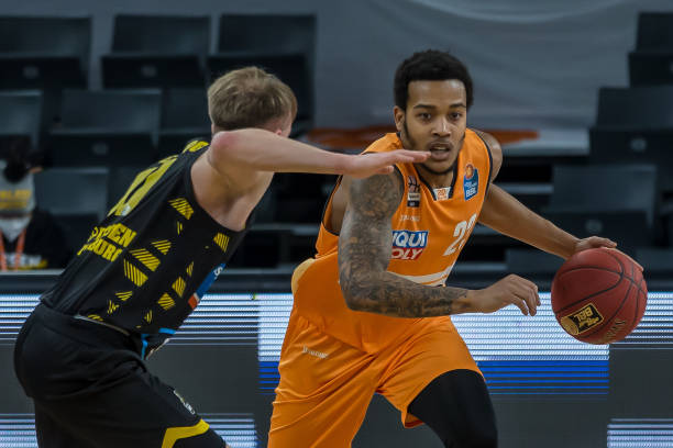 越来越多的 越来越多的