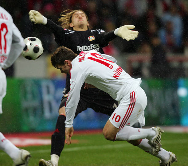 帮助他在一 帮助他在一